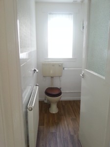Bathroom, Balunie Terrace